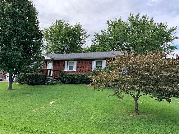 2nd image of 263 Jenny Ln