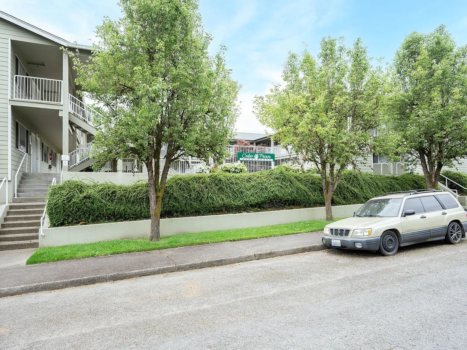 Cedar Pointe Apartments - Live Close to It All, in a Place That Feels Like Home — Photo 4