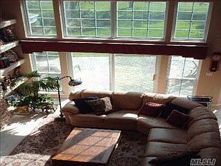 4th image of 47 Hamlet Dr