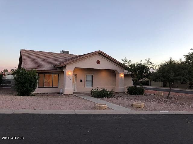 1st image of 11009 N 115th Ave