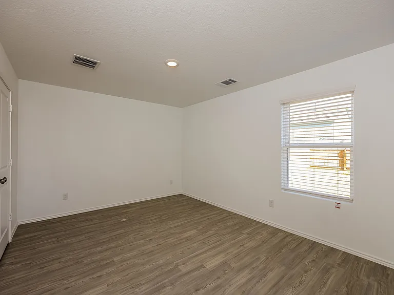 8044 Nube Medina — Photo 9
