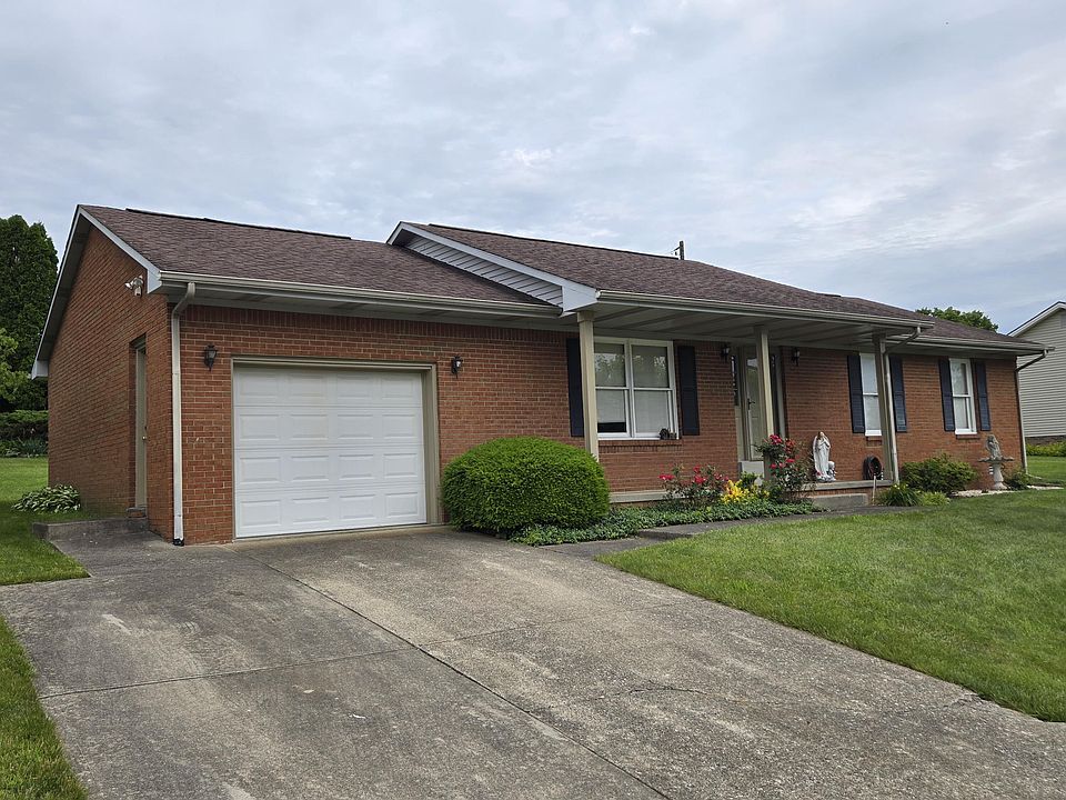 1st image of 110 Albany Ln