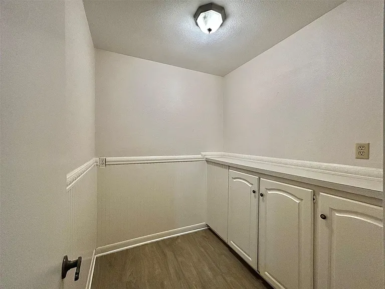 6209 Gayle Dr — Photo 24