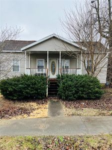 302 E Main St, Ava, IL, 62907