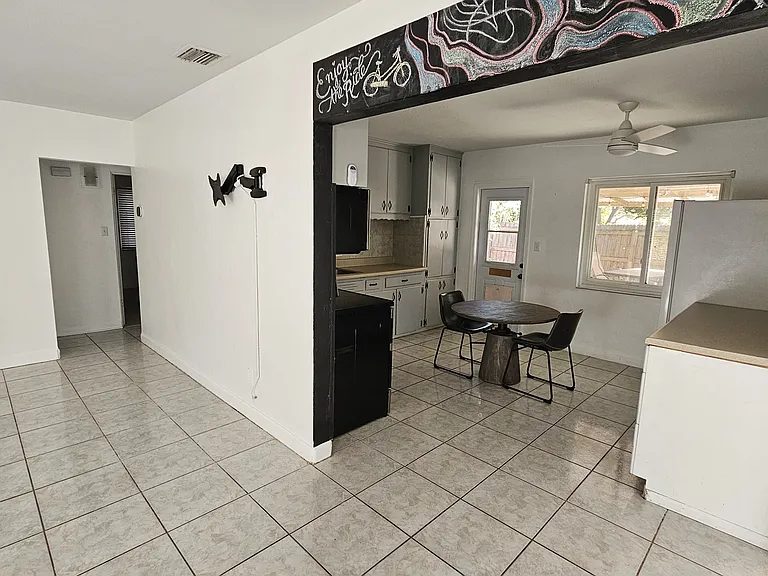 4900 Caesar Way S — Photo 7