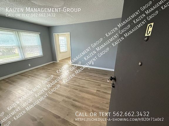 3rd image of 160 W Hillcrest Blvd APT C