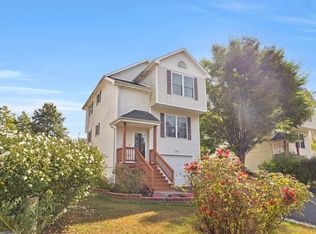 314 Brookfield St, Hartford, CT 06106