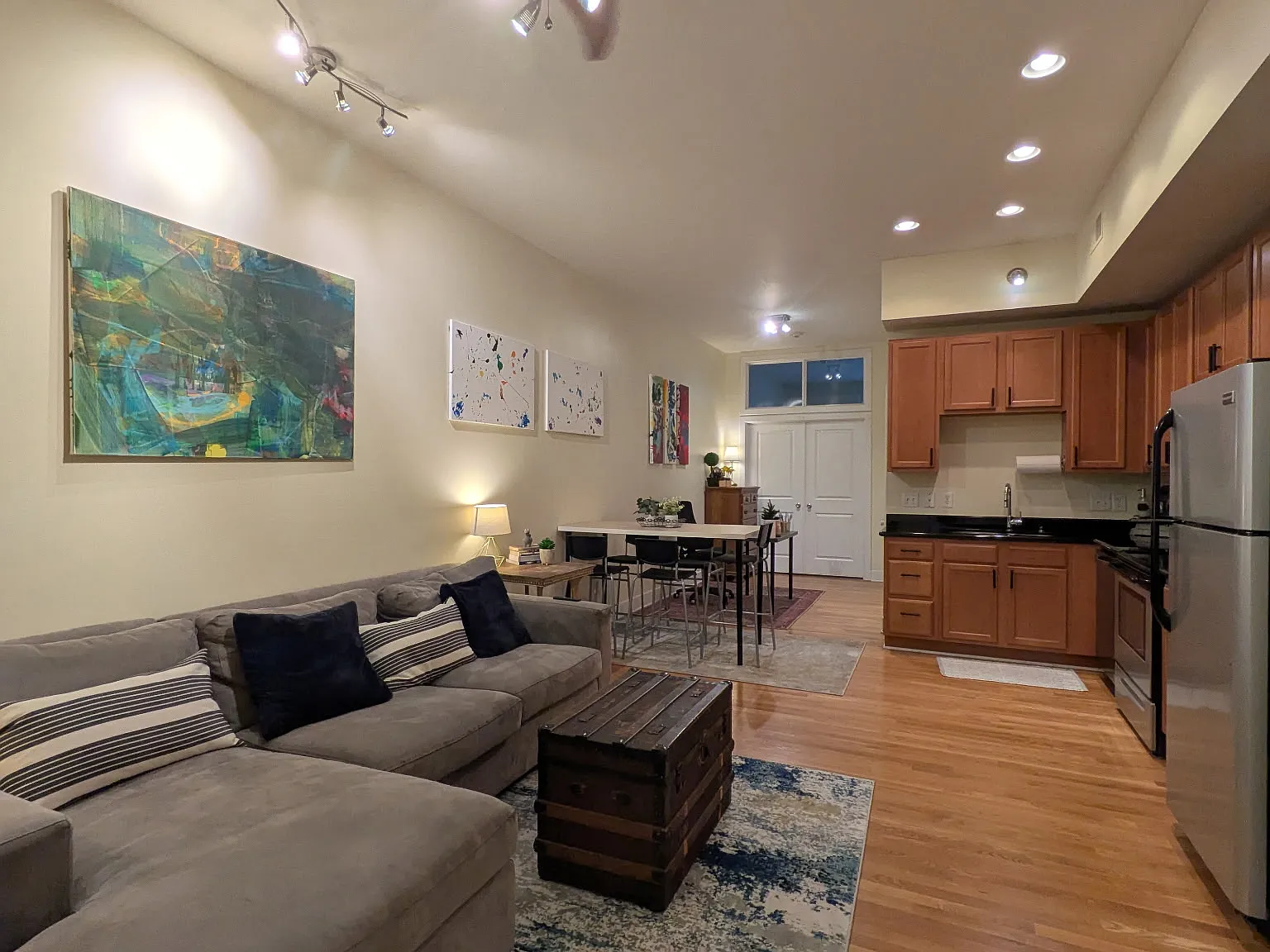 1 bed, 706 sqft, $1,550 — Photo 3