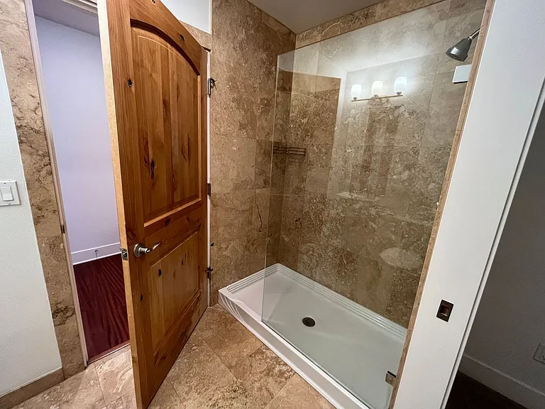 838 SE 38th Ave #302 — Photo 29