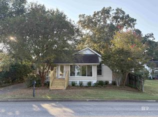 217 S Mobile St, Fairhope, AL 36532