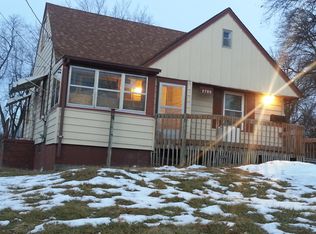 2700 Grandview Ave, Des Moines, IA 50317