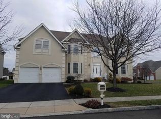 15 Morning Glory Way, Huntingdon Valley, PA 19006