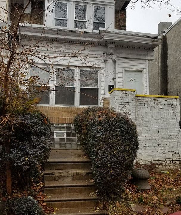 1st image of 727 W Rockland St #2