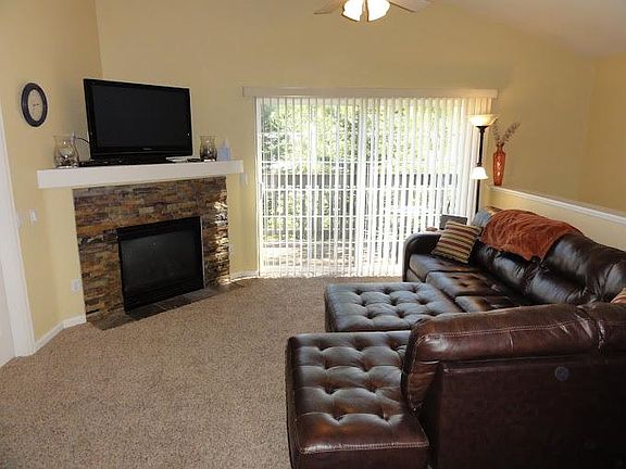 2nd image of 1466 Morgan Ct
