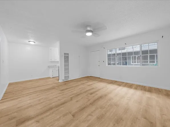 1850 Gardenia Ave APT 4, Long Beach, CA 90806