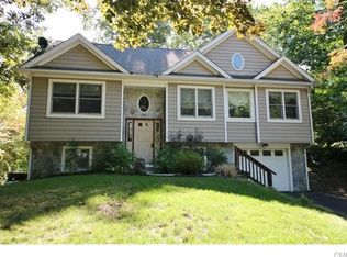 22 Totem Trl, Shelton, CT 06484