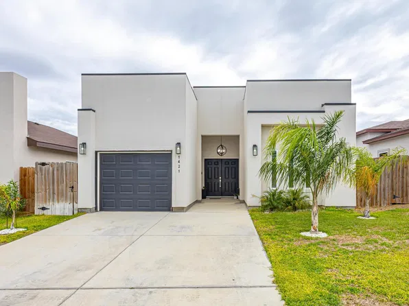1421 Los Estribos Dr, Laredo, TX 78046