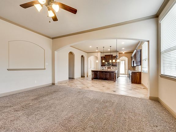 3rd image of 113 Manor Ln