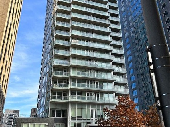 View of Ottawa ON Condos & Apartments For Sale - 78 Listings | Zillow