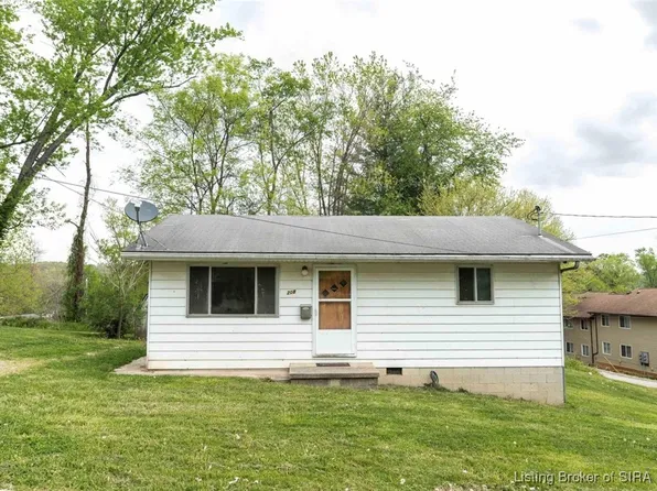 208 Mable Street, Paoli, IN 47454