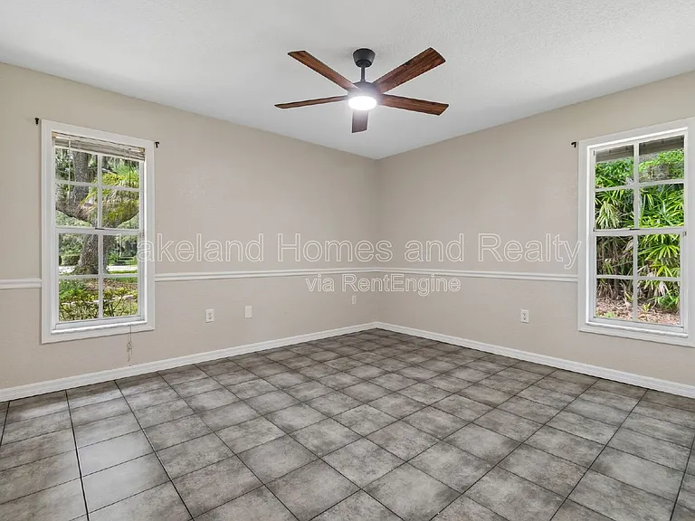 95 Woodside Dr — Photo 40