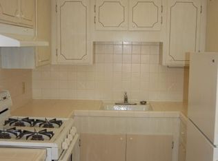 2414 F St #5, Sacramento, CA