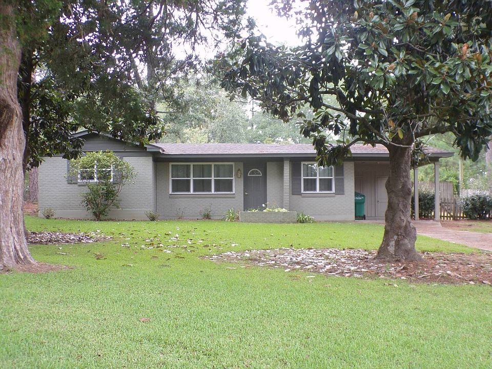 1st image of 205 Cedar Lane Dr