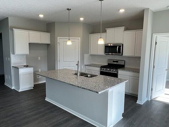 3rd image of 1263 Kinghorn Cir S