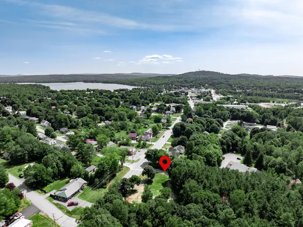 208 Main Street, Lincoln, ME 04457