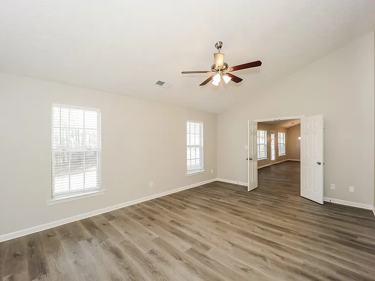 8835 Lake Rd — Photo 11