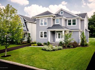 23 Fisk St, Fair Haven, NJ 07704