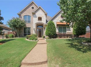 612 Indian Trl, Hurst, TX 76054