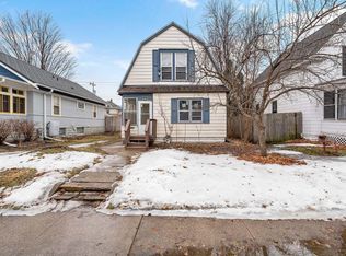 1484 Charles Ave, Saint Paul, MN 55104