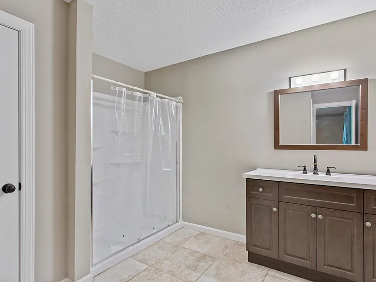 7167 Holland Ln — Photo 9