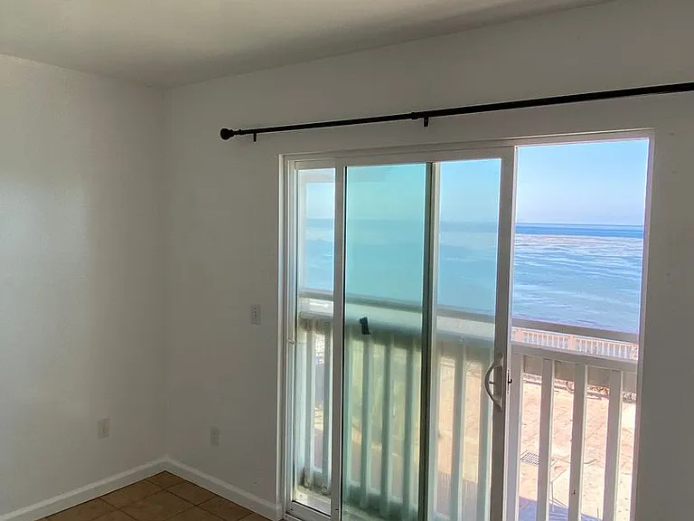 6653 Del Playa Dr — Photo 39