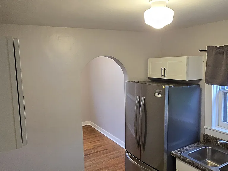 2226 Reading Ave #D — Photo 3