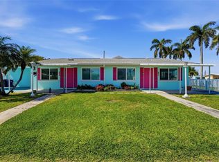 4515-4517 103rd Street Ct W, Bradenton, FL 34210