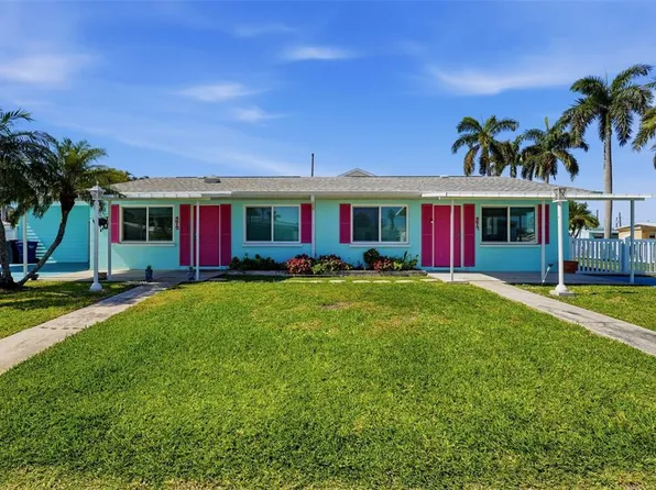 4515-4517 103rd Street Ct W, Bradenton, FL 34210