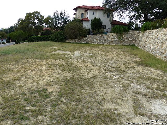 2nd image of 720 Garraty Cir