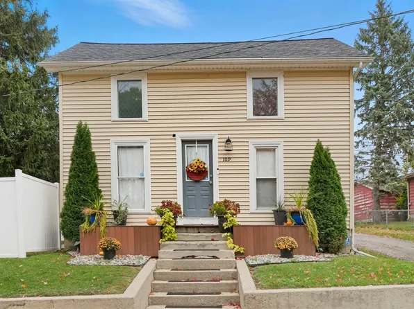 109 Newnam Ave, Kendallville, IN 46755