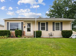2395 Theda Dr, Dubuque, IA 52001