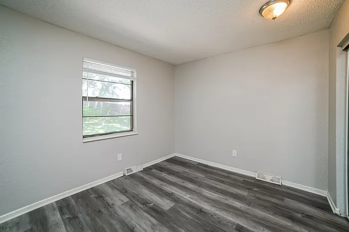 1612 N Belvidere Ave — Photo 9