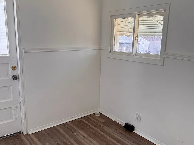 534 S Oakland Ave — Photo 6