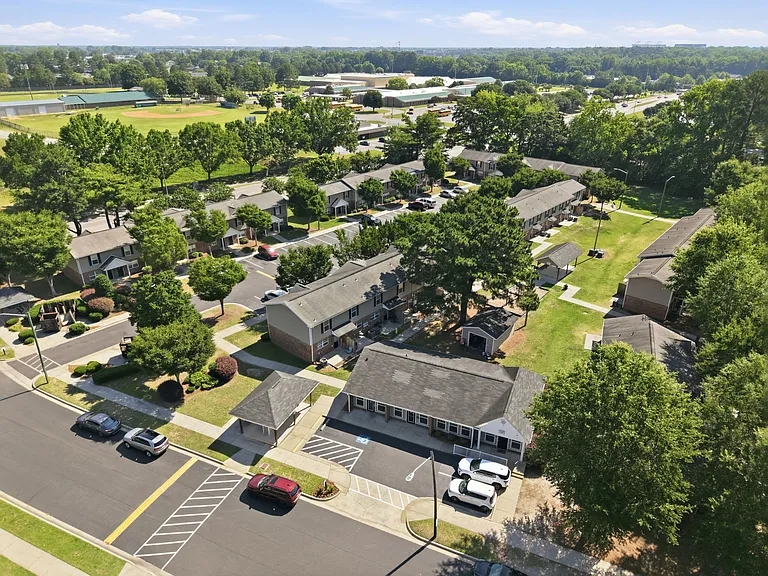 Carolina Cove — Photo 42
