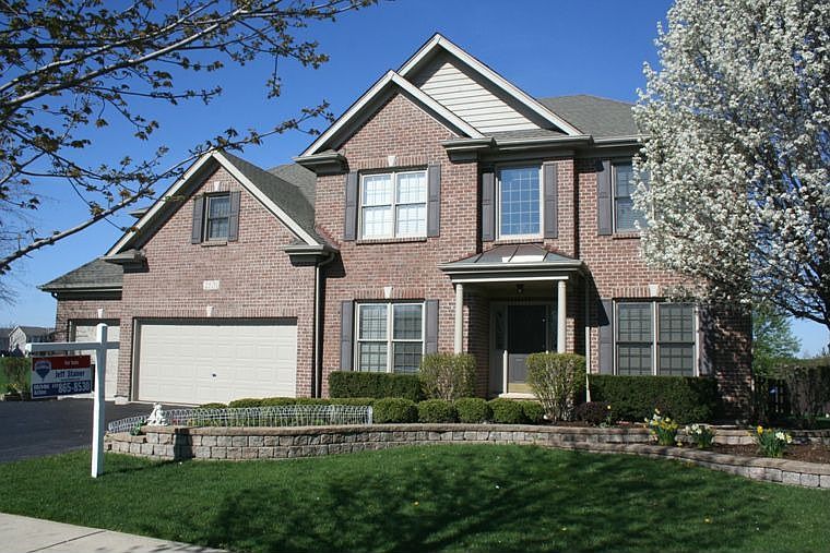 1st image of 2531 Skylane Dr