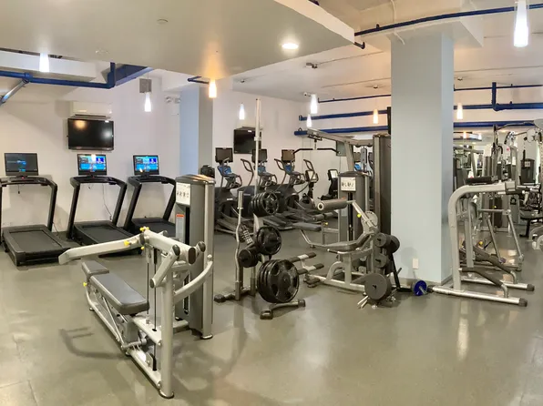 407 Park Avenue South image 12 of 12