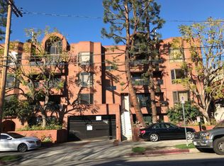 633 S Barrington Ave #103, Los Angeles, CA 90049