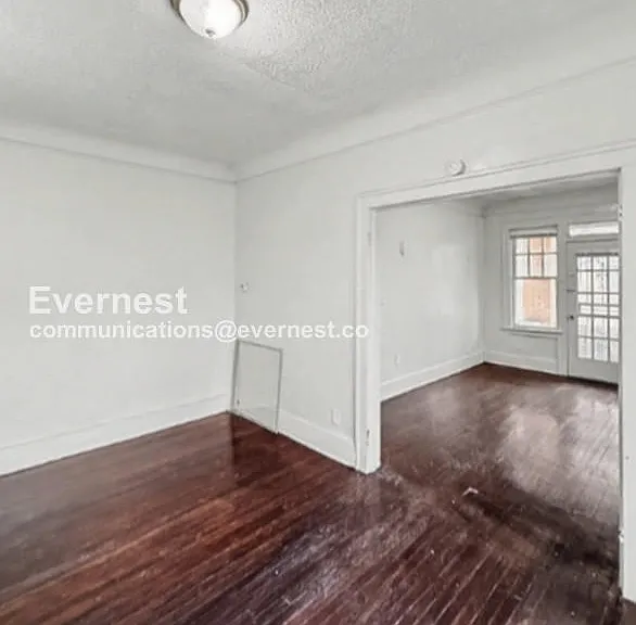 11391 Belleterre Ave #1S — Photo 13