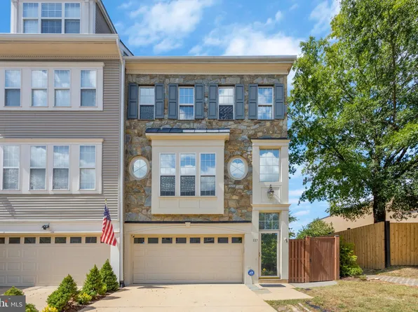 117 Lake Cook Dr, Alexandria, VA 22304
