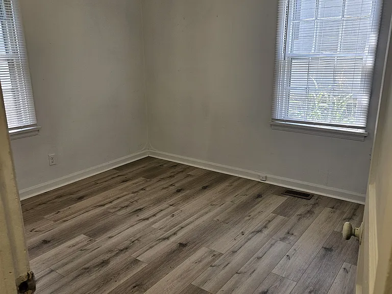 SE Bedroom